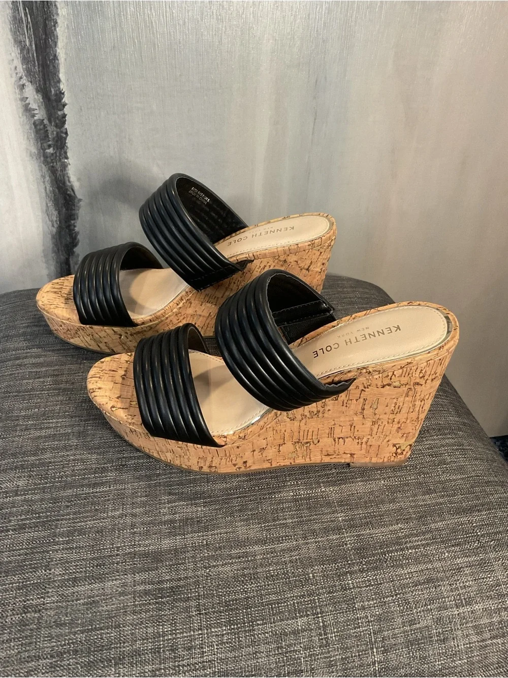 Kenneth Cole New York Cailyn Cork Wedge Sandal in Black - Size 8 (NIB)
